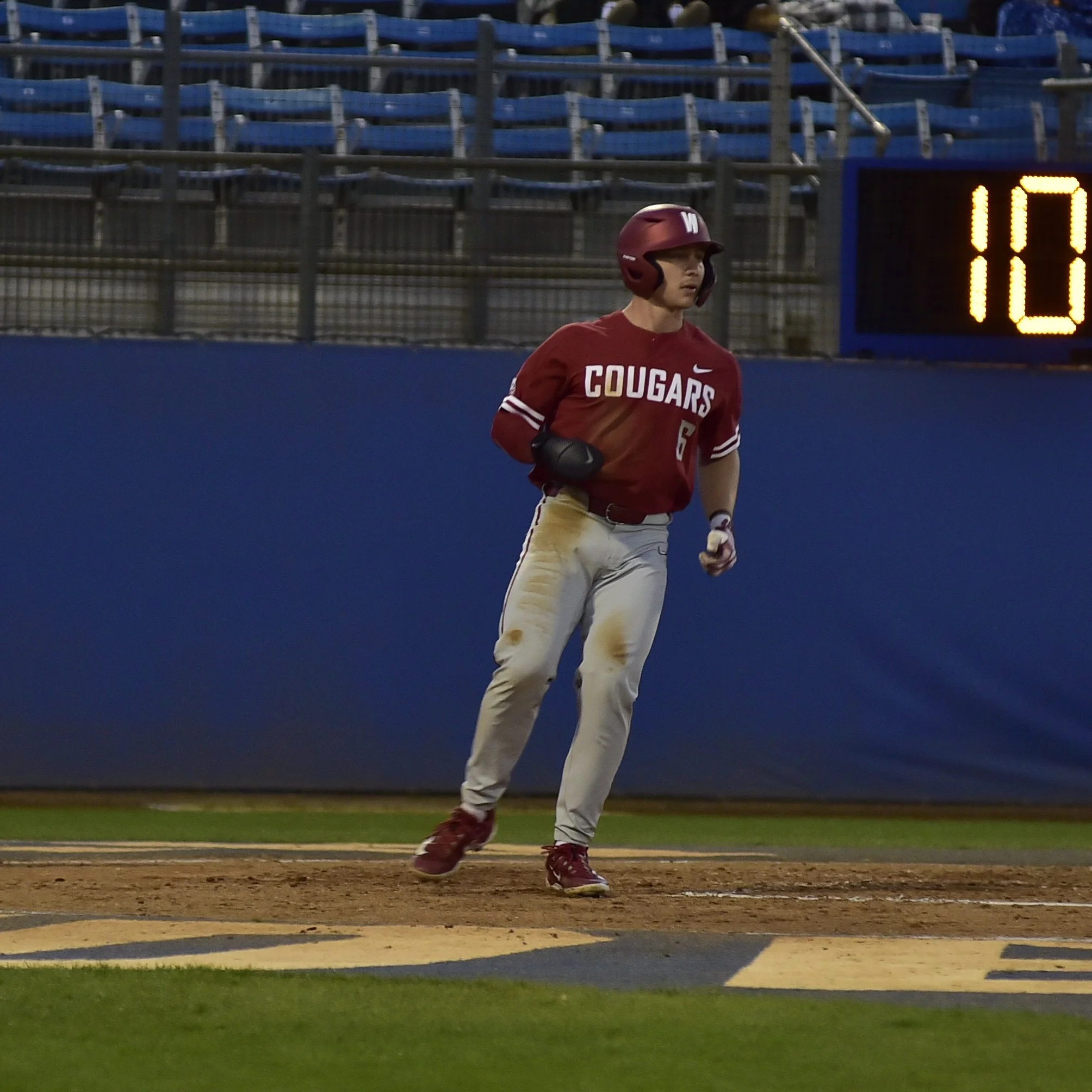  Shushkewich: Hard-hitting Hartman a hit with Washington State 