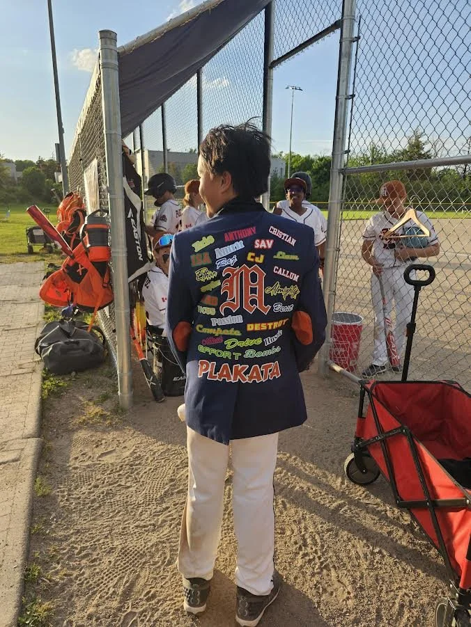  Felipe-Abug dons Mississauga North Tigers' HR/1-2-3 jacket