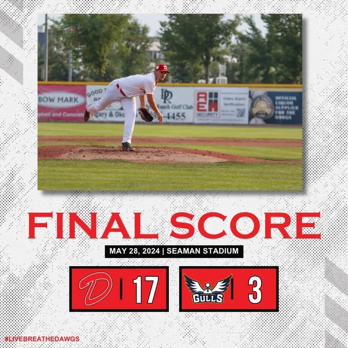 Dawgs remain unbeaten with 17-3 win over Gulls