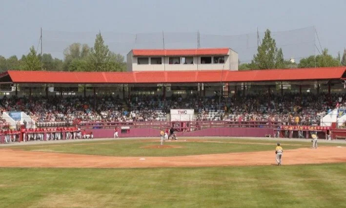 Verge: Canucks lose to No. 1 ranked Japan in extras