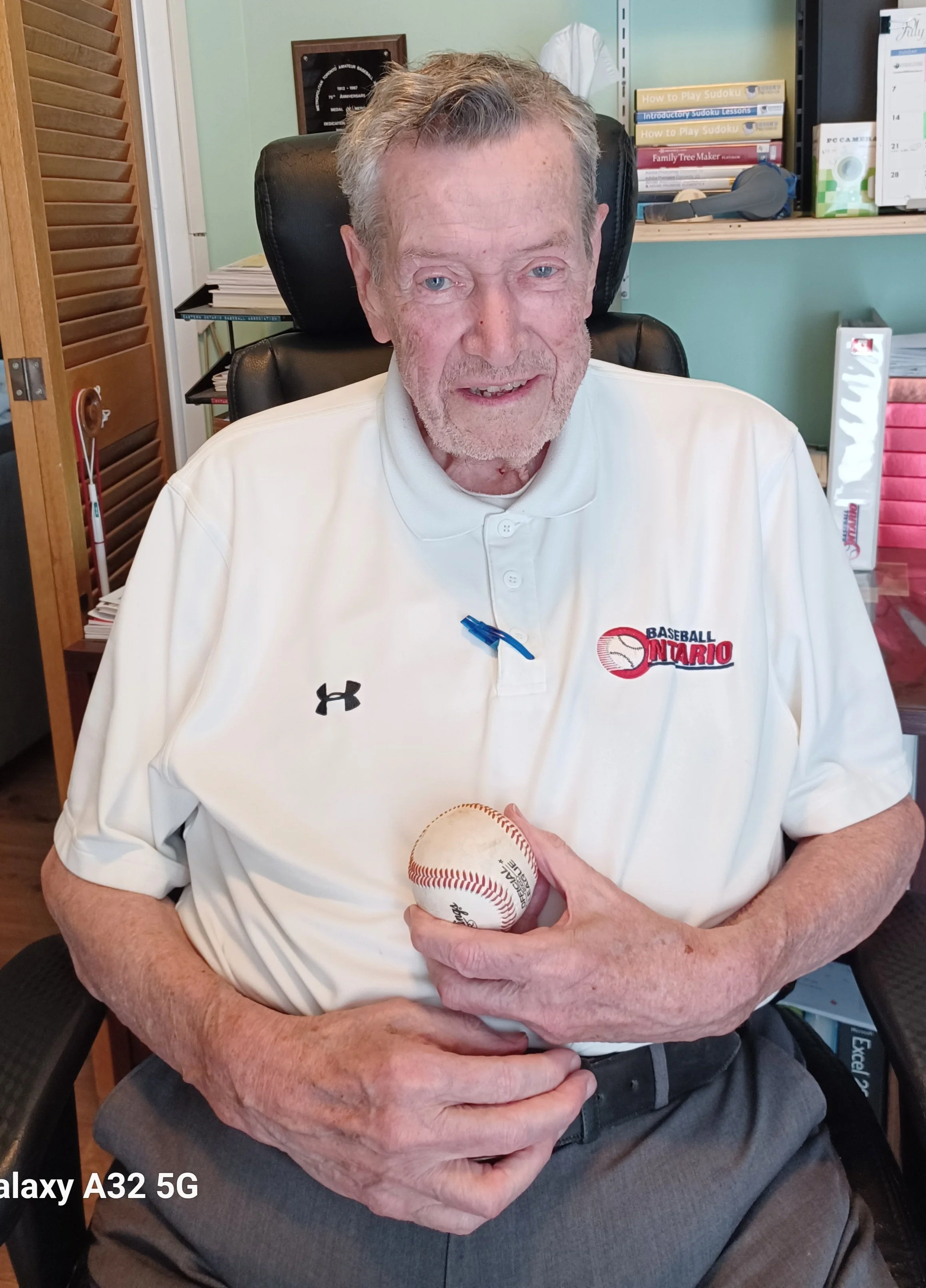 Gallagher: Oshawa legend Lutton deserves Canadian hall nod