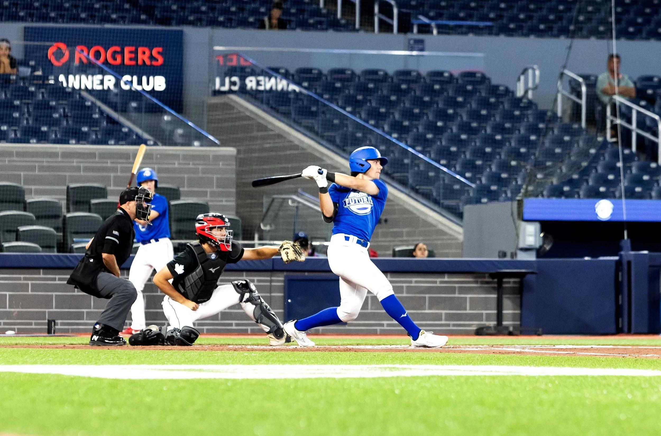 Goodacre makes Showcase history, helps lead Team Black to win over Team Royal