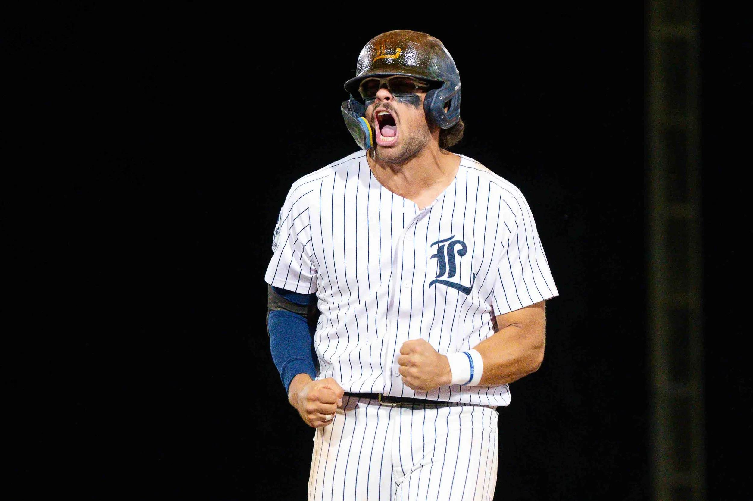 Cardoso signs with Ottawa Titans