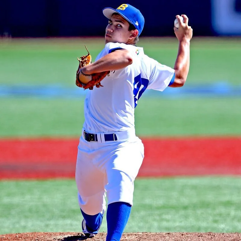 Blue Jays sign Lauer, Pardinho, Sanchez and invite to spring training