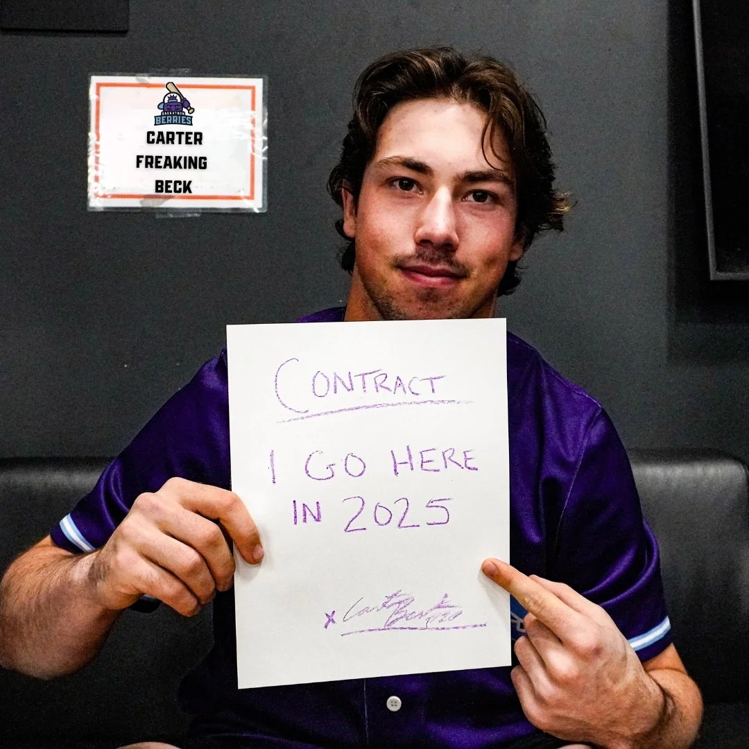 Beck re-signs with WCBL's Saskatoon Berries
