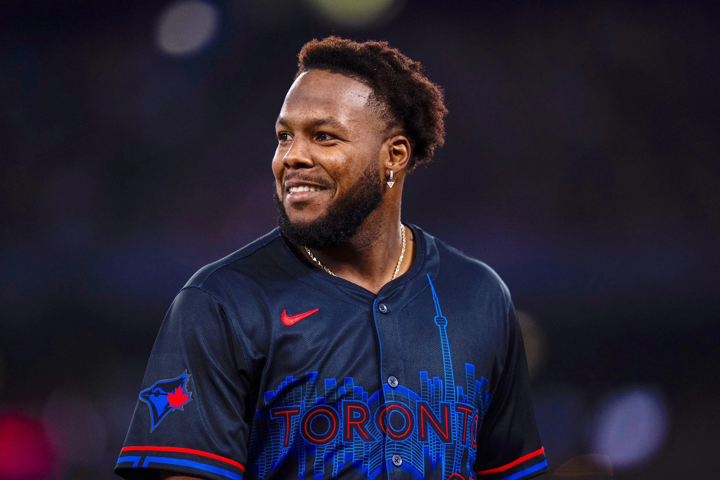 Blue Jays agree to terms with seven players, including Guerrero Jr.