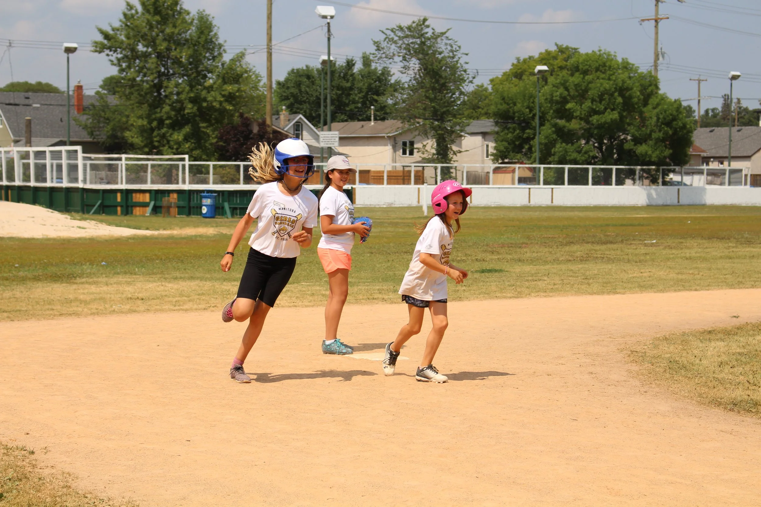 Verge: Baseball Manitoba launches new 12U girls division