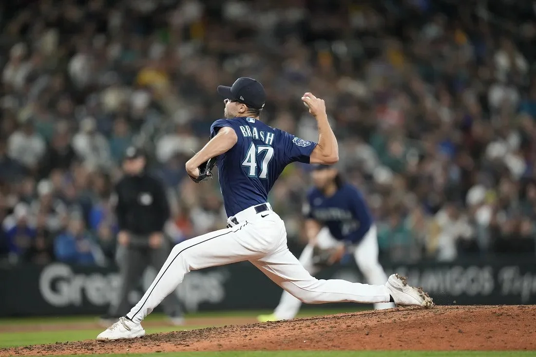 Mariners activate Brash