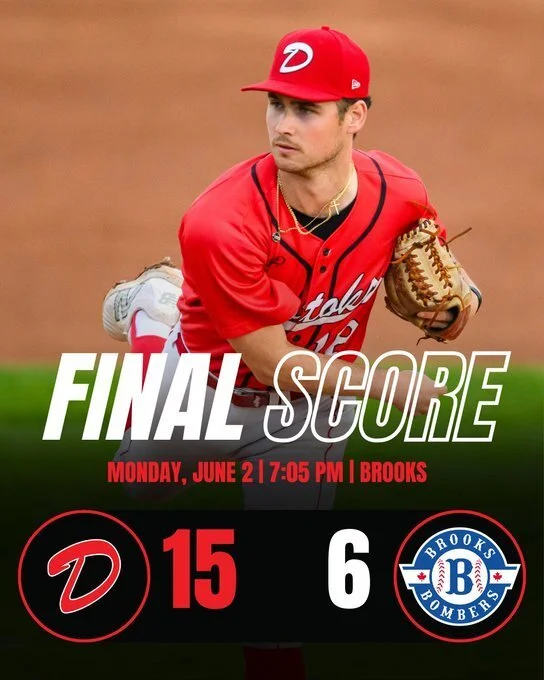 Crowell leads Dawgs to win over Bombers