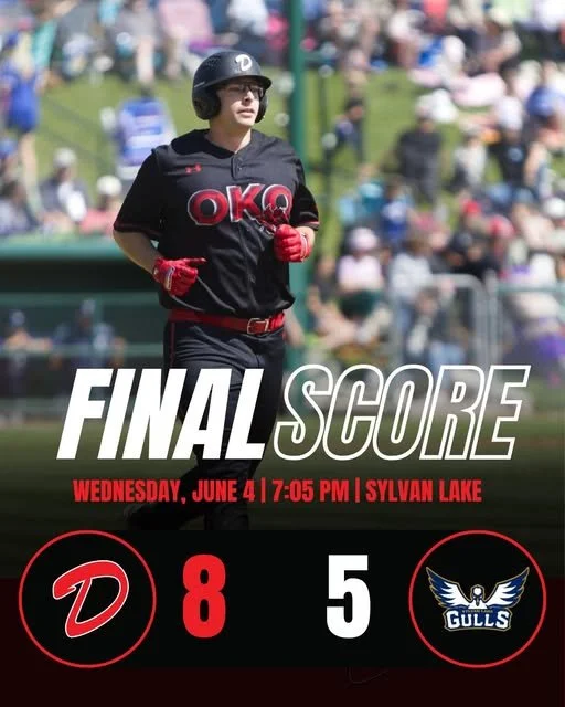 Dawgs defeat Gulls 8-5