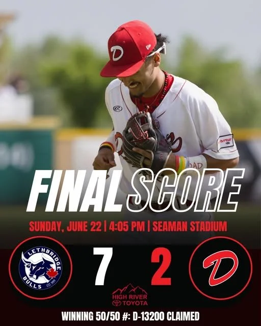 Dawgs lose to Bulls despite strong start by Gurr