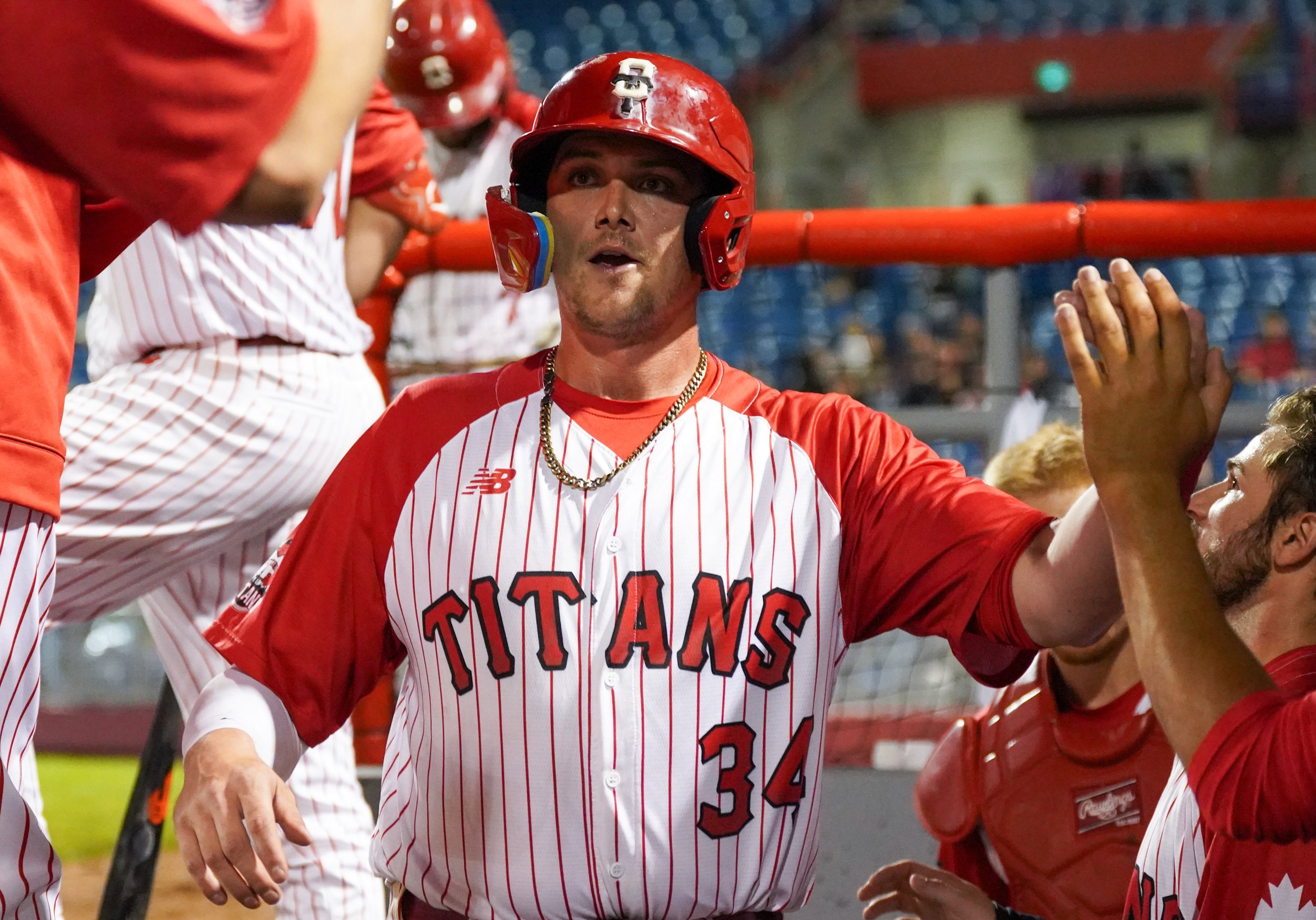 Sanford's ninth-inning homer leads Titans to win