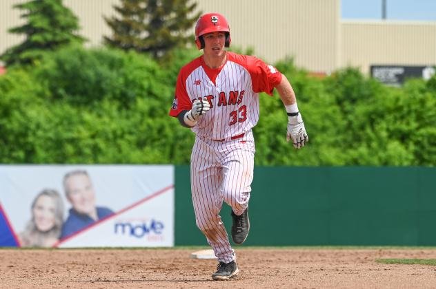 Cerny, Marklund, Sanford help Titans to win