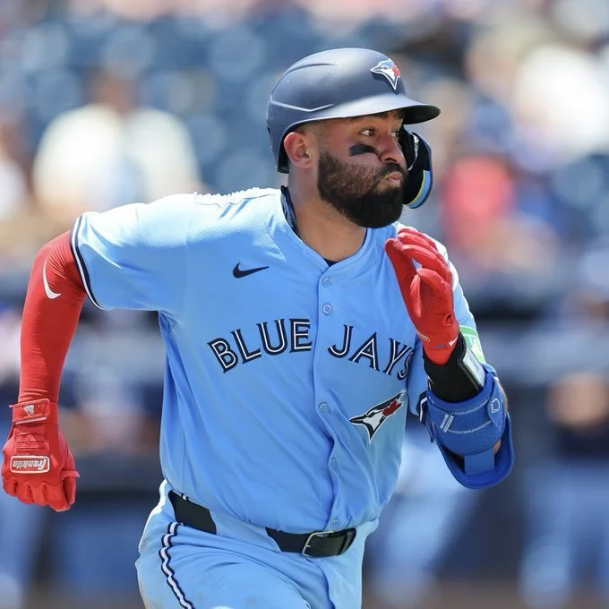 Red Sox claim catcher Sanchez from Jays