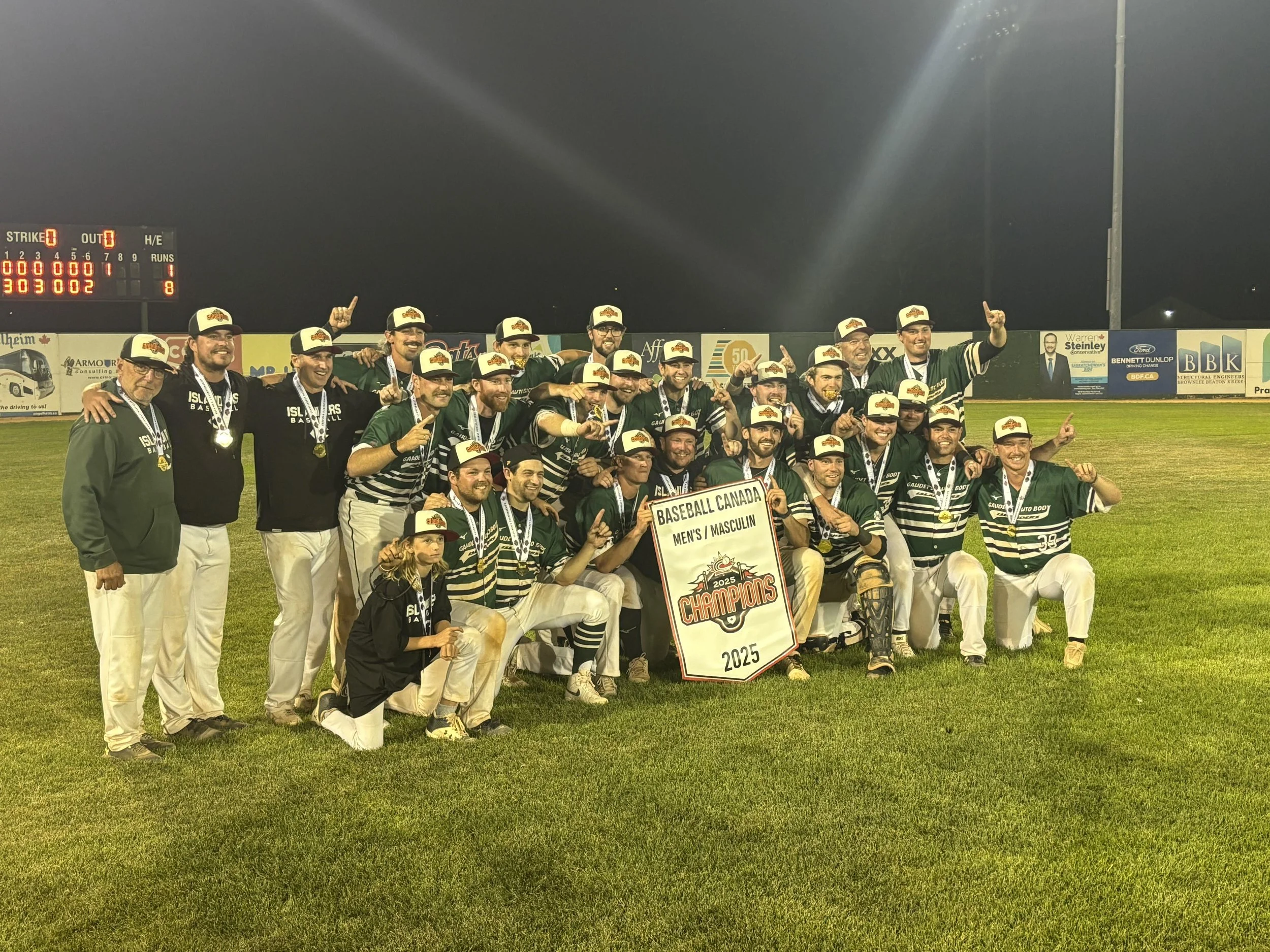 Estey: Stevenson pitches complete game as Islanders beat Quebec for senior crown