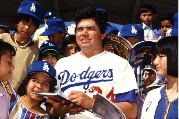 Whicker: Fernandomania lives on in sold-out plays in Los Angeles