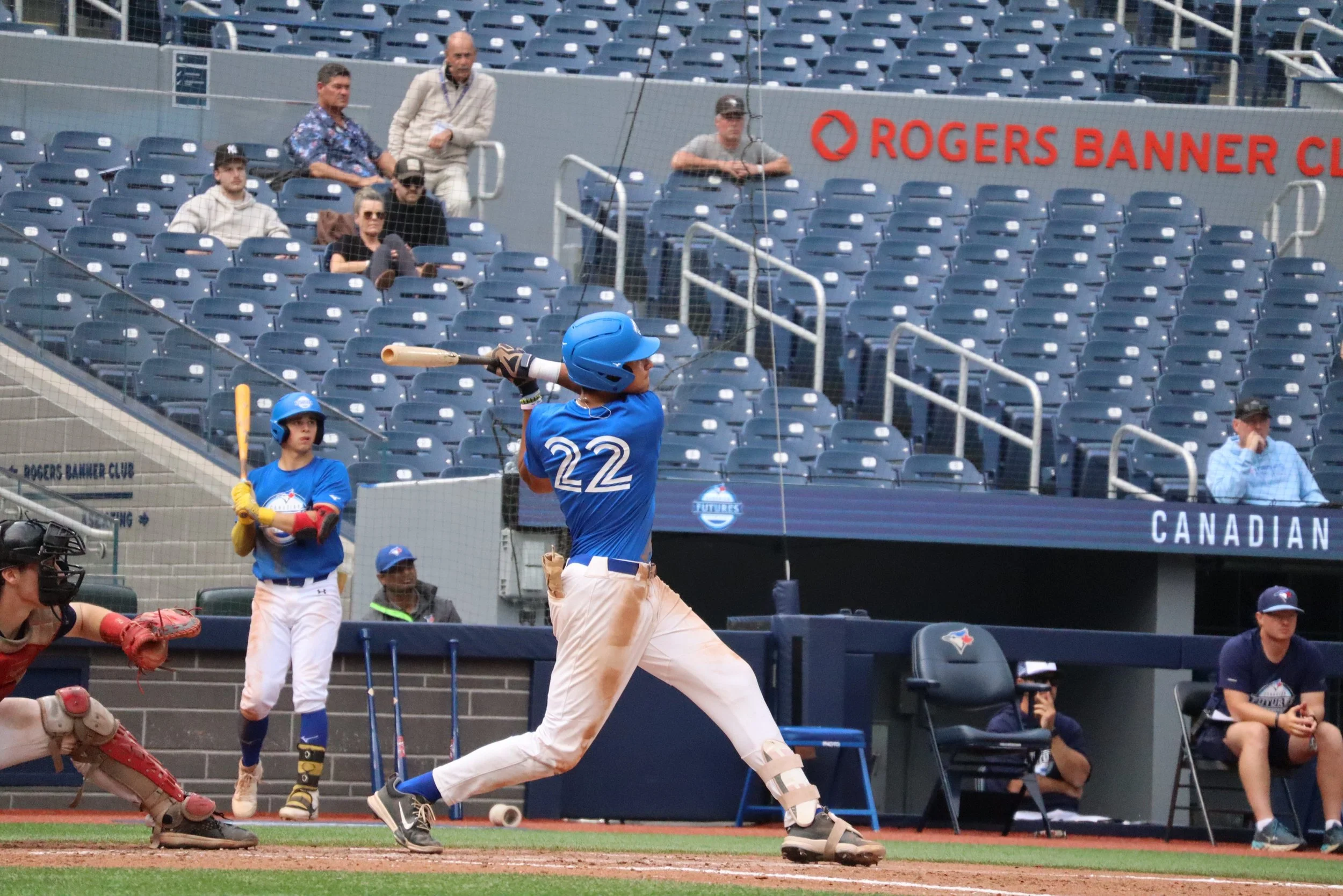 Lightfoot homers, has four hits to spark Team Royal to victory