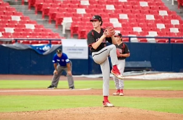 Elliott: Duncan, Canada Premier -- 56 Canucks in all -- at Jupiter for PG's WWBA