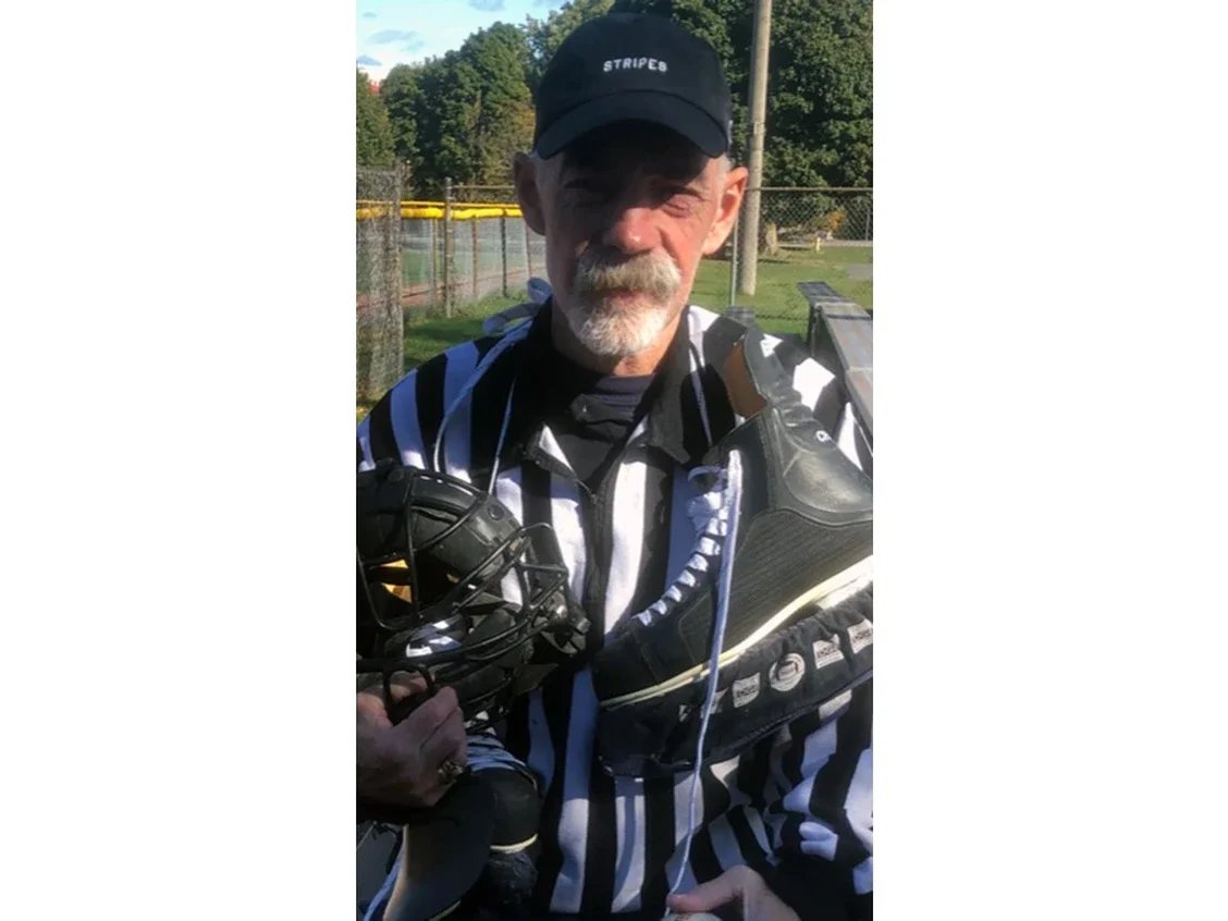 Kennedy: Veteran Bob Moses calls him as he sees them -- all year round  