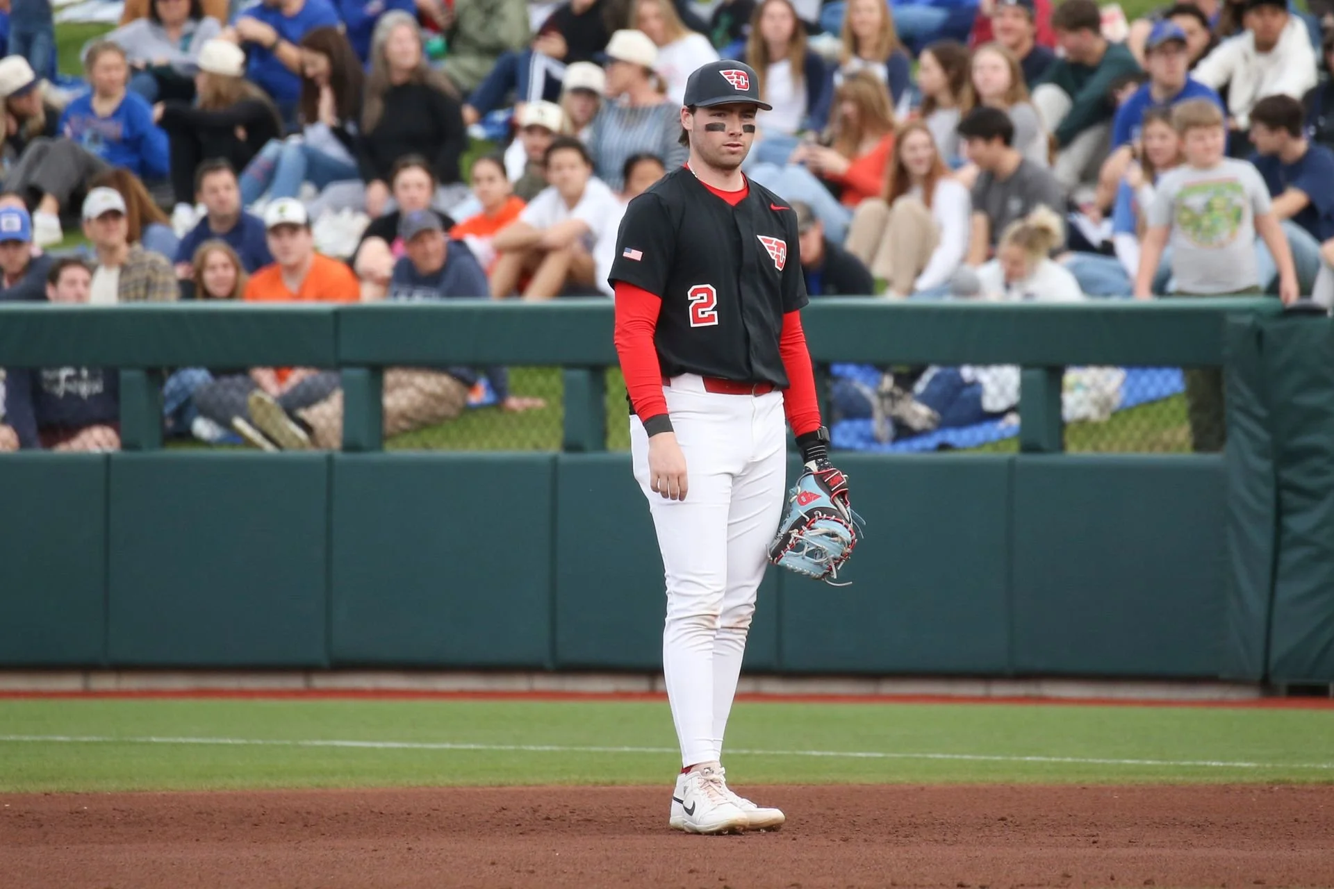 Winnipeg Goldeyes sign Dobie