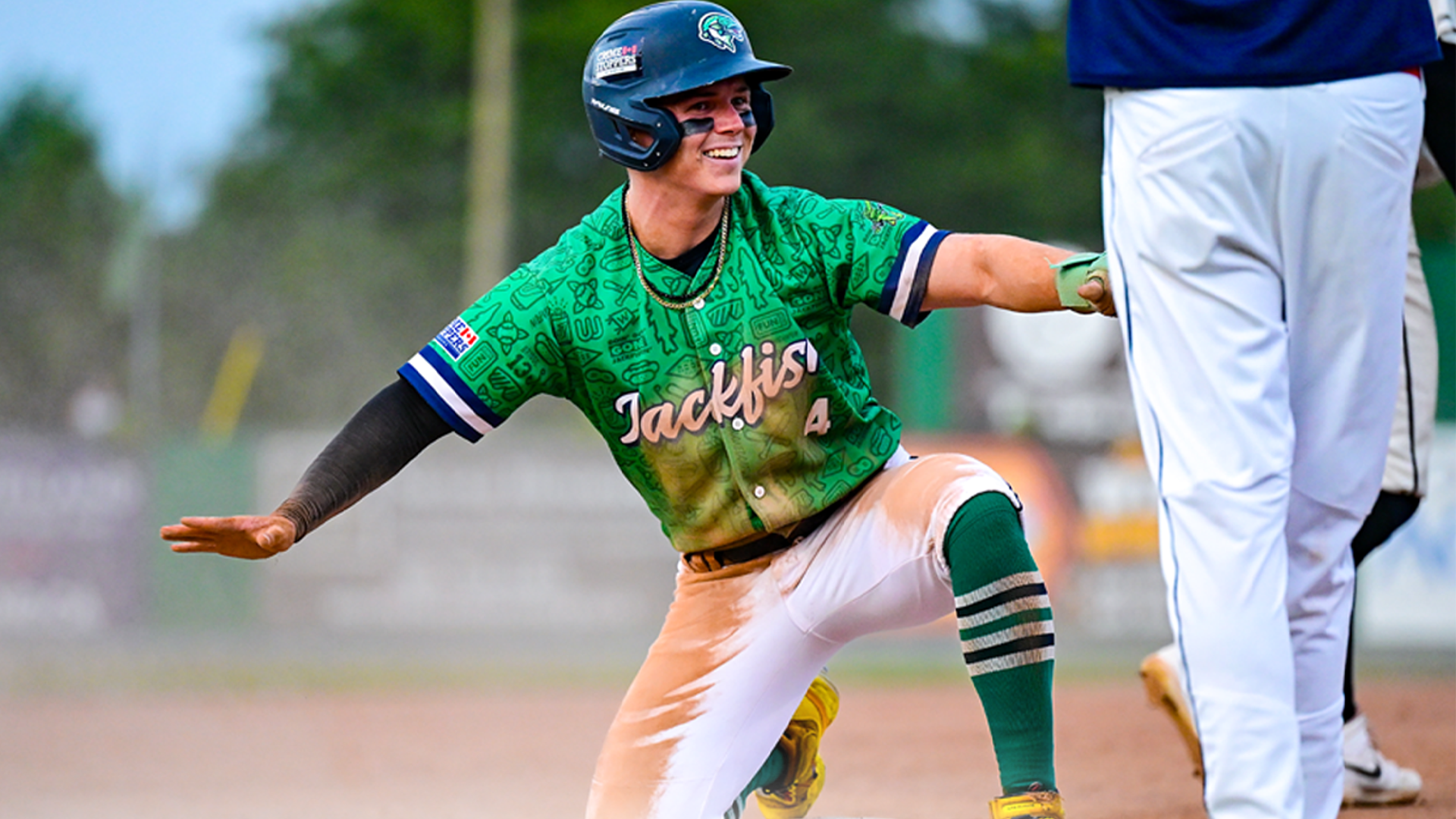 CBL's Welland Jackfish re-sign Weisner
