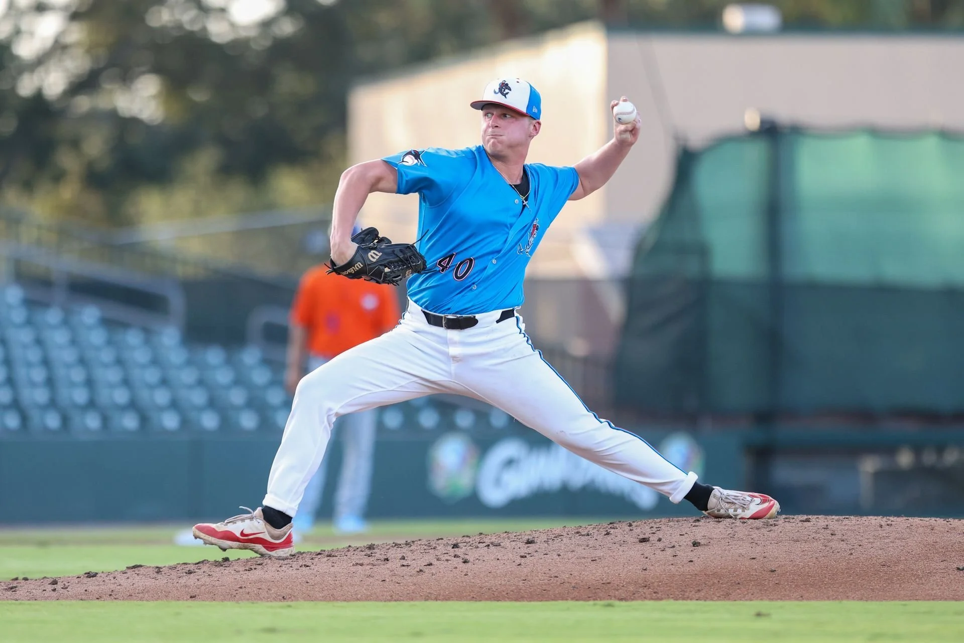 Winnipeg Goldeyes sign Vaupel