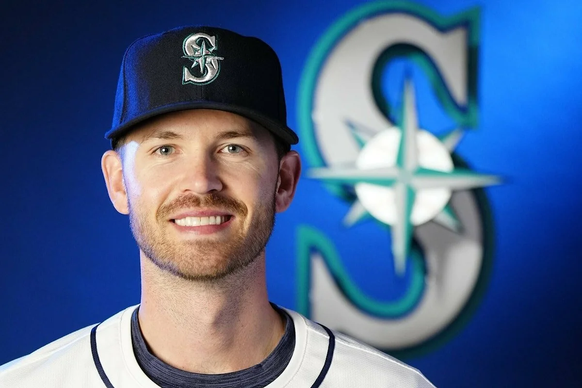 Mariners promote Boyd, name Carlin field coordinator