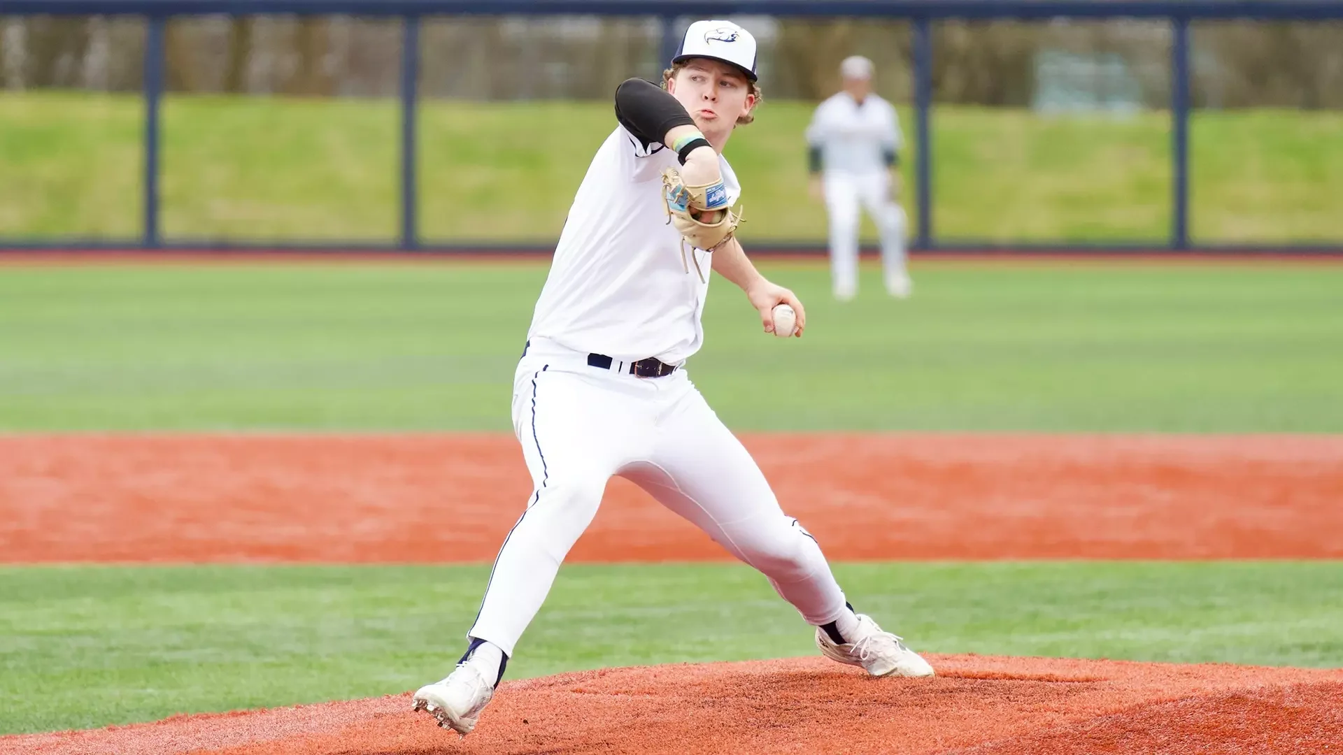 Strong pitching leads UBC to Saturday sweep in Portland