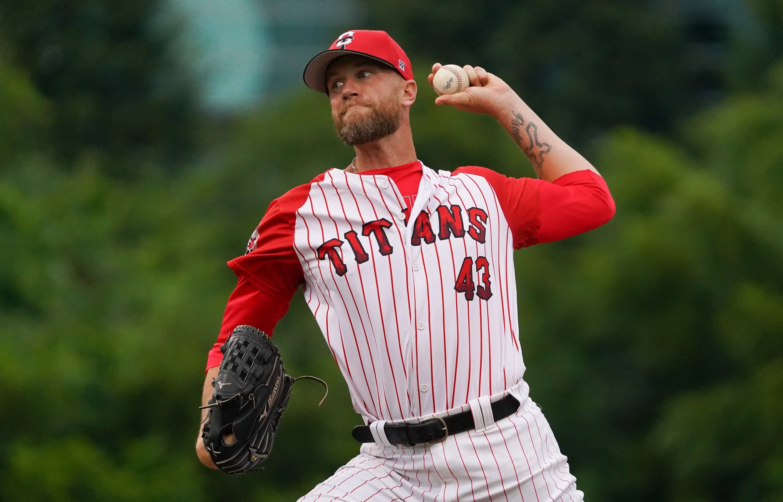 Grills, Gurney lead Ottawa Titans to win