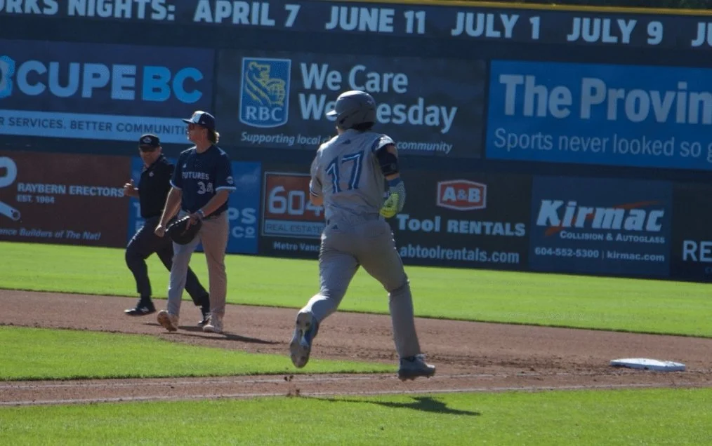 Bereskin: Ellis, McGrath, Stillo help Team Grey to 10-9 win over Team Navy