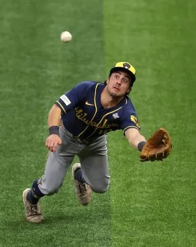 Whicker: Brewers poised to win World Series with ensemble cast