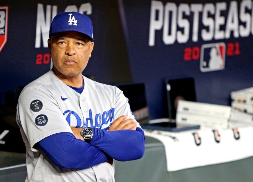 Dave Roberts the latest Padres manager with Dodger connection