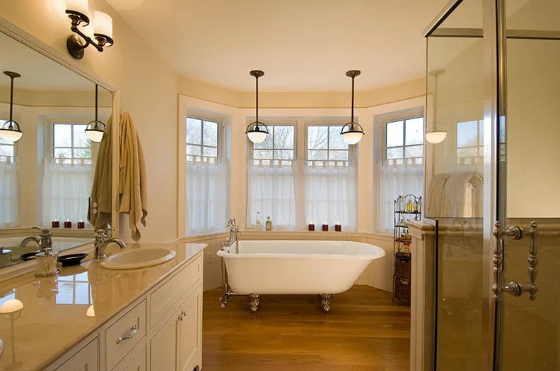 Resi-[53-resized]Master-Bath18th.jpg