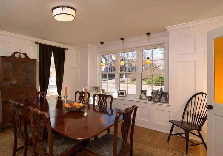 Resi-[50-resized]Dining-Room_2.jpg