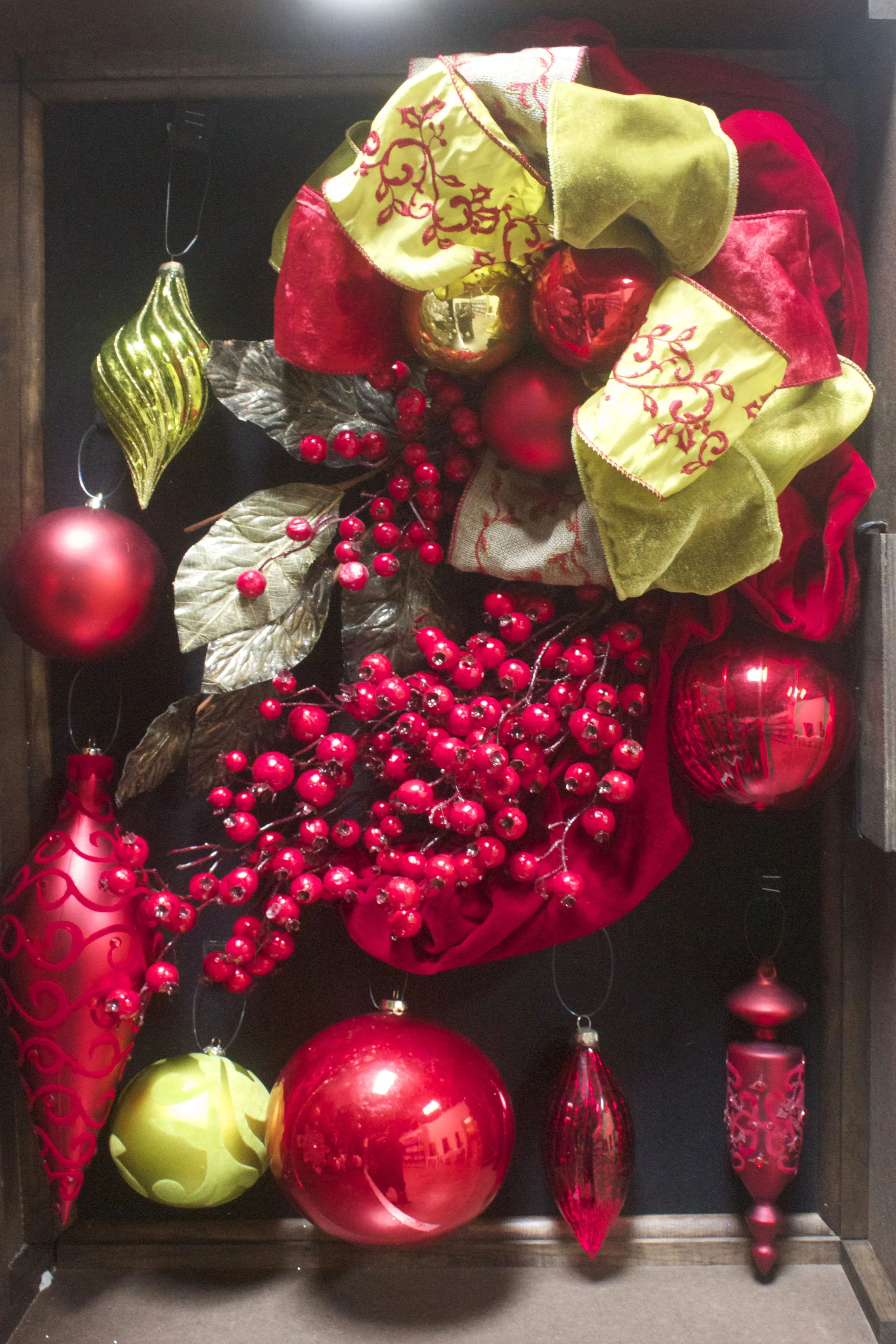Traditional Red and Moss Green