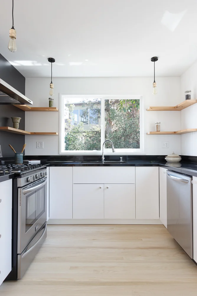 3783 Lavell Drive MLS _ Virtuallyherestudios.com-2.jpg