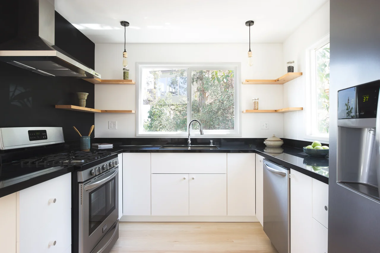 3783 Lavell Drive MLS _ Virtuallyherestudios.com-1.jpg