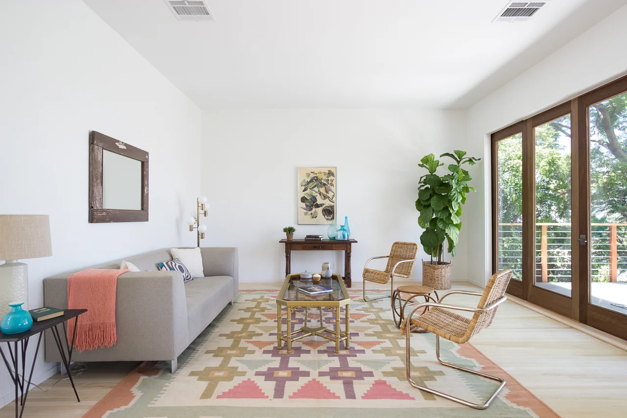 3783 Lavell Drive MLS _ Virtuallyherestudios.com-6.jpg