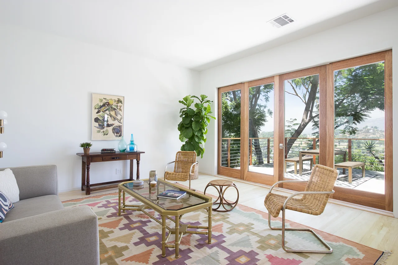 3783 Lavell Drive MLS _ Virtuallyherestudios.com-7.jpg