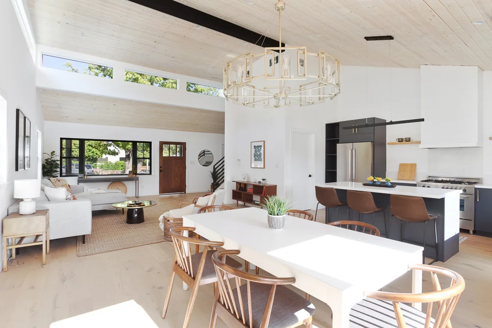 5237 Rockland Ave MLS - virtuallyherestudios.com-43.jpg