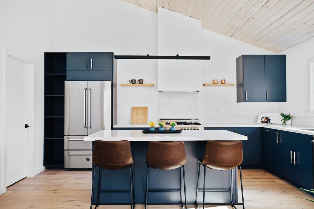 5237 Rockland Ave MLS - virtuallyherestudios.com-24.jpg