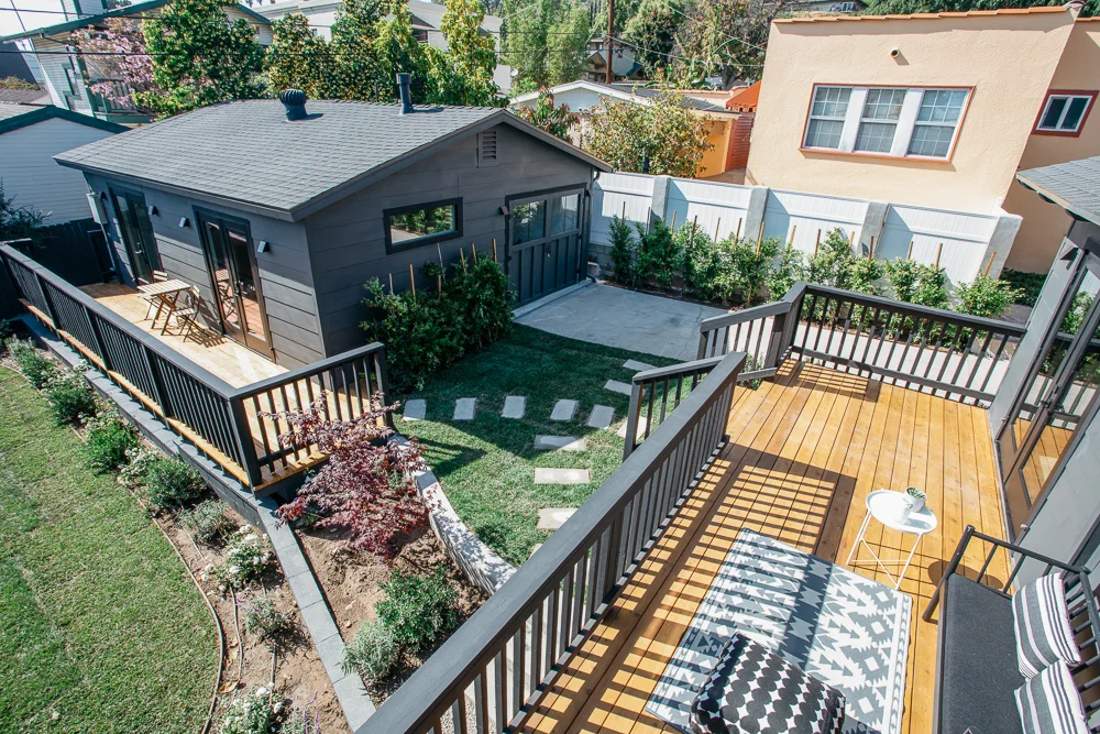 5237 Rockland Ave MLS - virtuallyherestudios.com-16.jpg