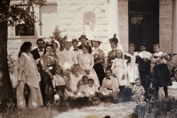 Formosa became a cultural epicenter in Texas with creatives and thinkers often gathering to meet and mingle.