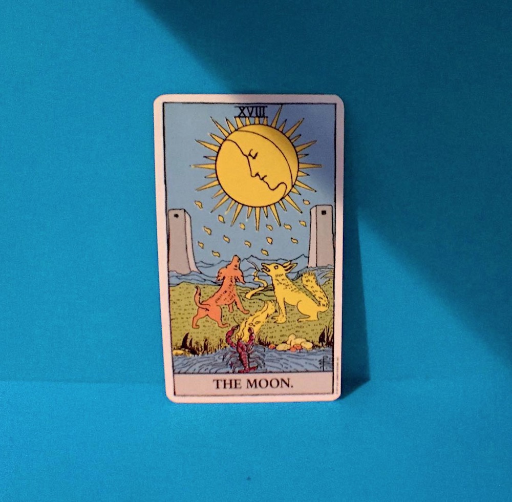 Finding Your Present: Spring Tarotscopes with Solaris the Hii Priestess