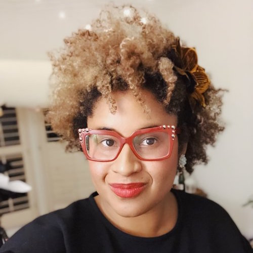 Curly+Profile.jpeg