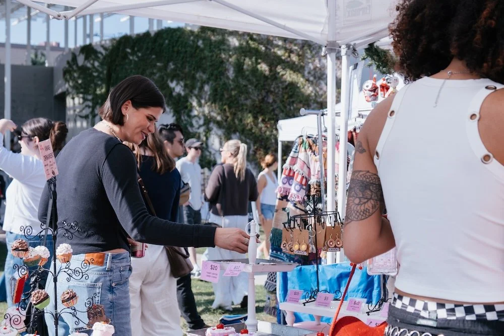 Front Market-Nov22-2025-20-CakeShack.jpg