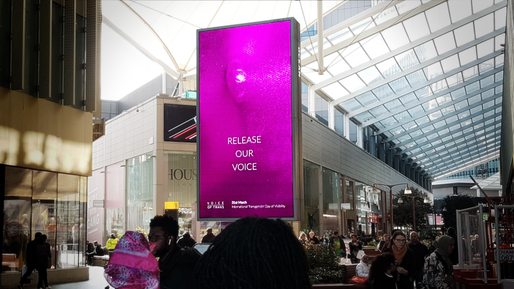 DOOH - Pink