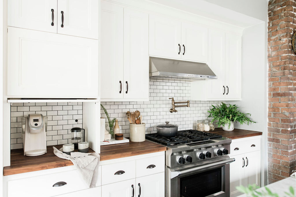 Bright white classic kitchen designed by Texas interior designer Lauren Louise Design34.JPG