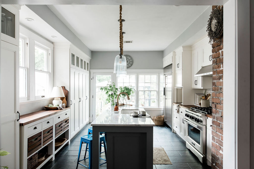 Bright white classic kitchen designed by Texas interior designer Lauren Louise Design98.JPG