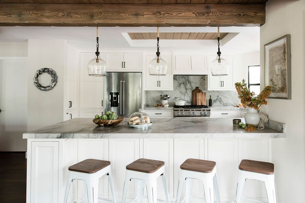 Web-Luxury-California-Casual-Kitchen-Renovation-by-Texas-Interior-Design-Firm-Lauren-Louise-Design53.JPG